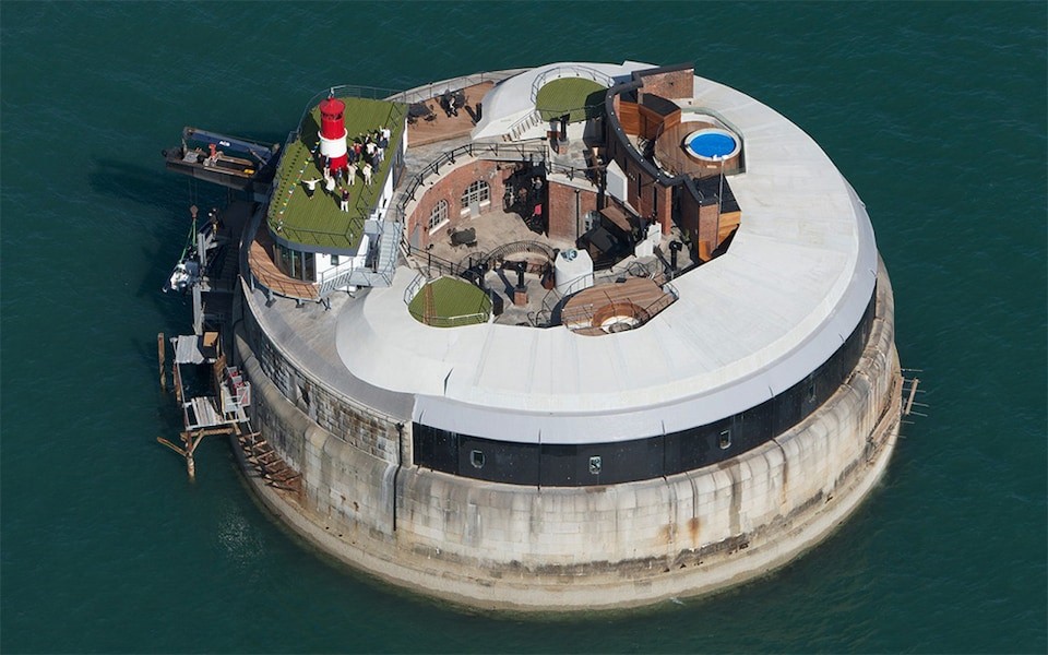 7 of the most unusual Hotels in the world